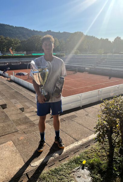 Kevin Hümpfner gewinnt A-4 Turnier in Freiburg